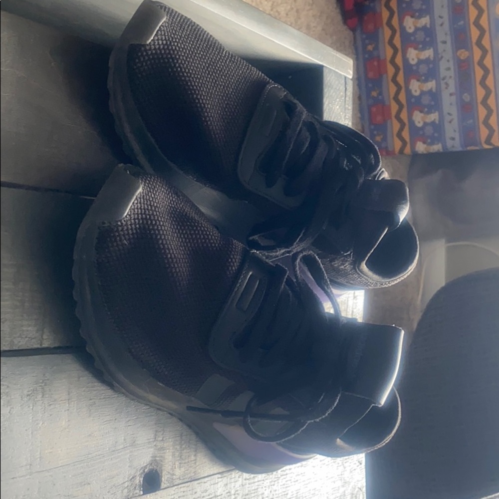 Adidas Women’s Sneaker